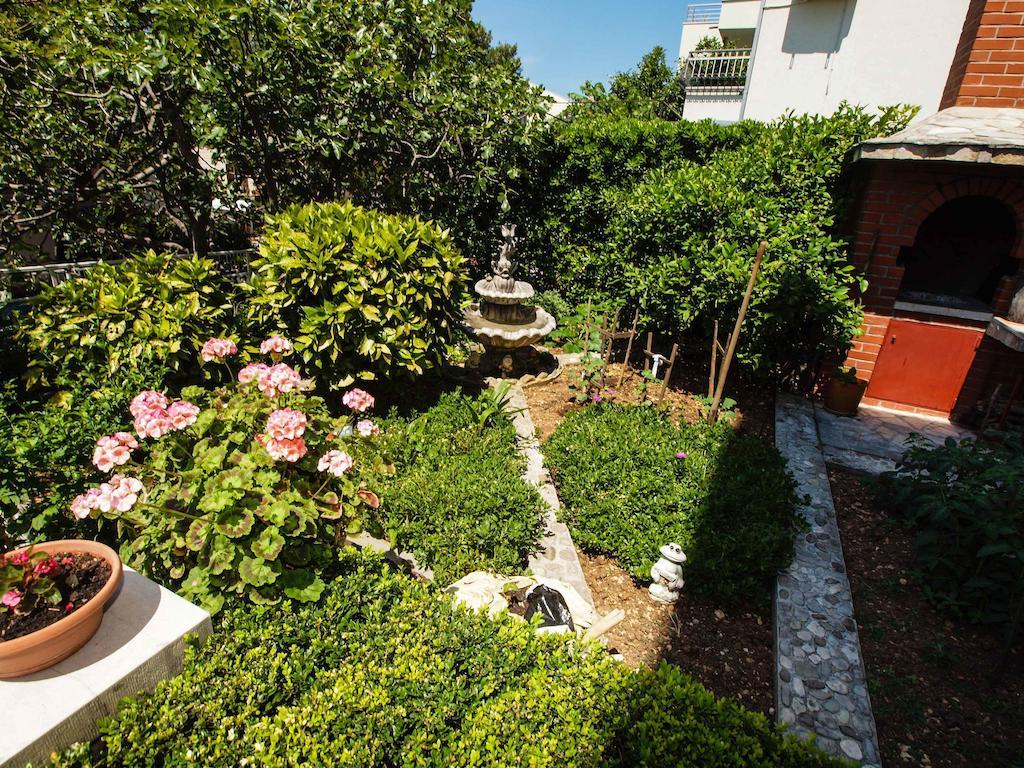 Villa Neda Makarska Exterior photo